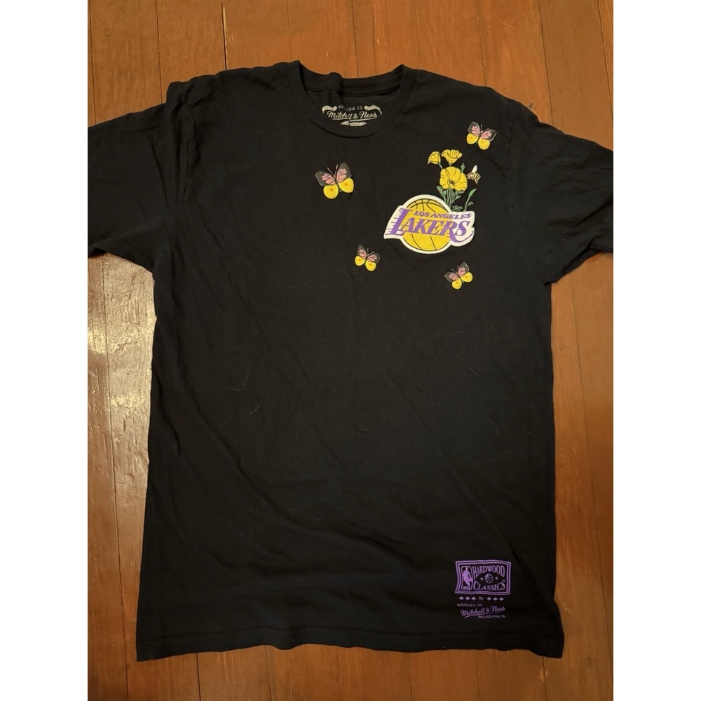 Mitchell & Ness Los Angeles Lakers Butterflies T-Shirt Black Size Adult Large